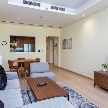 Modern 1Br Apartment, High Floor, Near Dubai Mall Kültér fotó